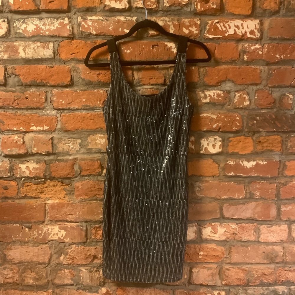 NEW Stylish sequin dress, Open back slats